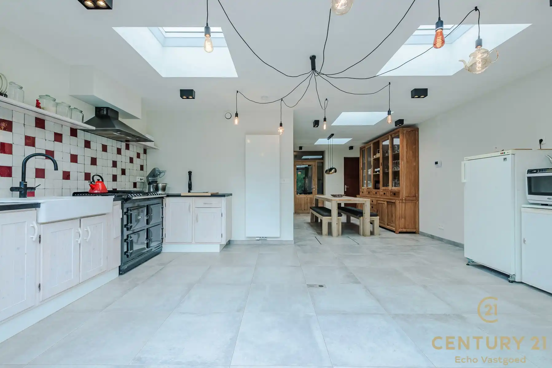 Karaktervolle woning op een idyllische, groene locatie foto 10