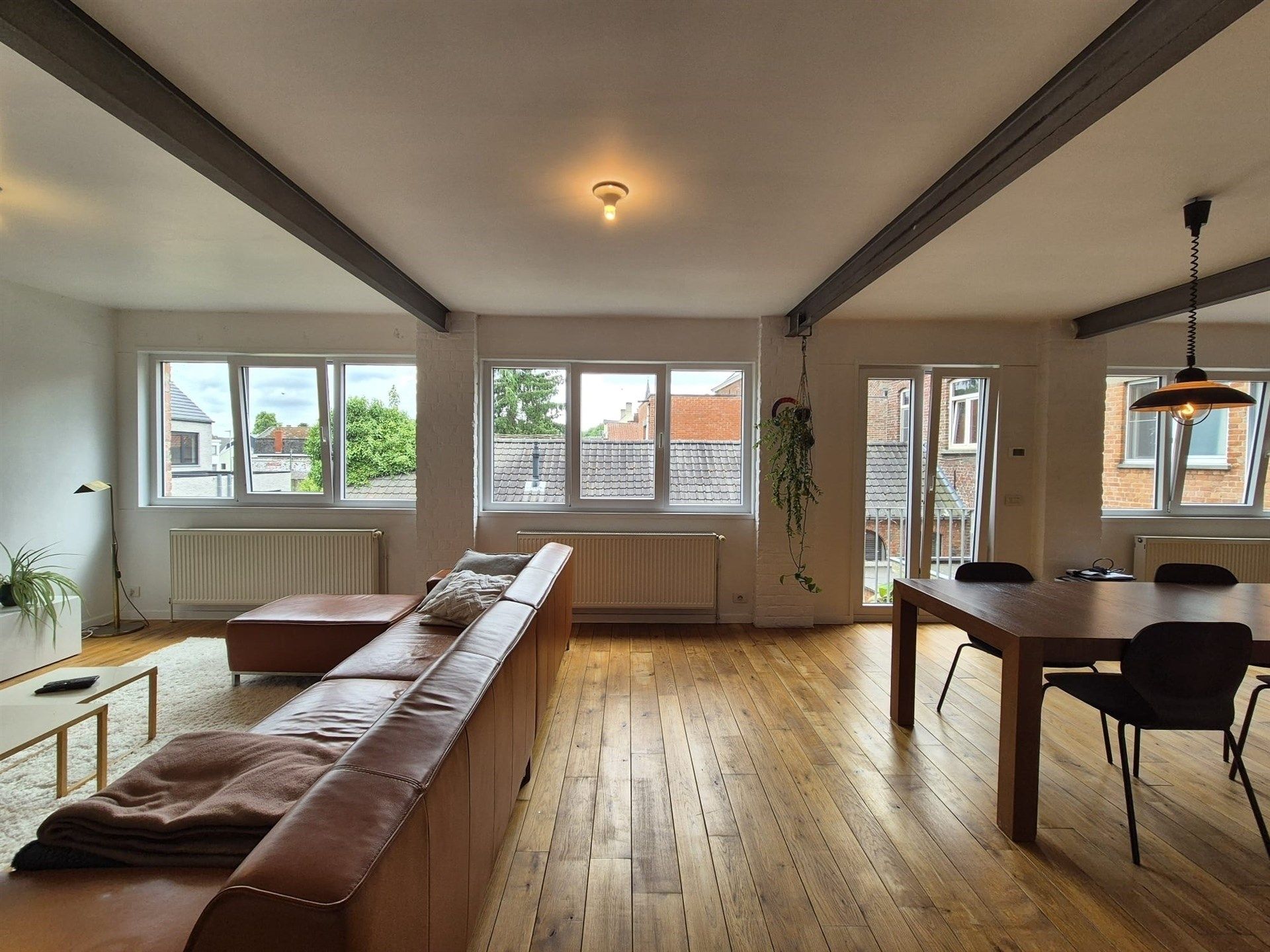 Uitzonderlijke ruime woning voor maximum 1 jaar. foto 15