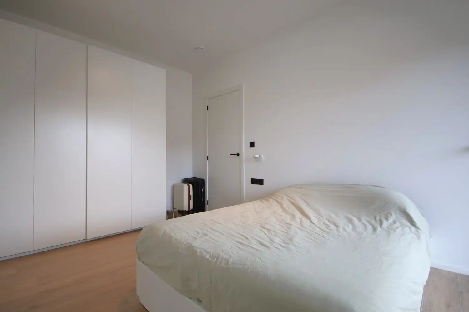 Zeer gunstig gelegen gelijkvloers appartement in Gingelom foto 12