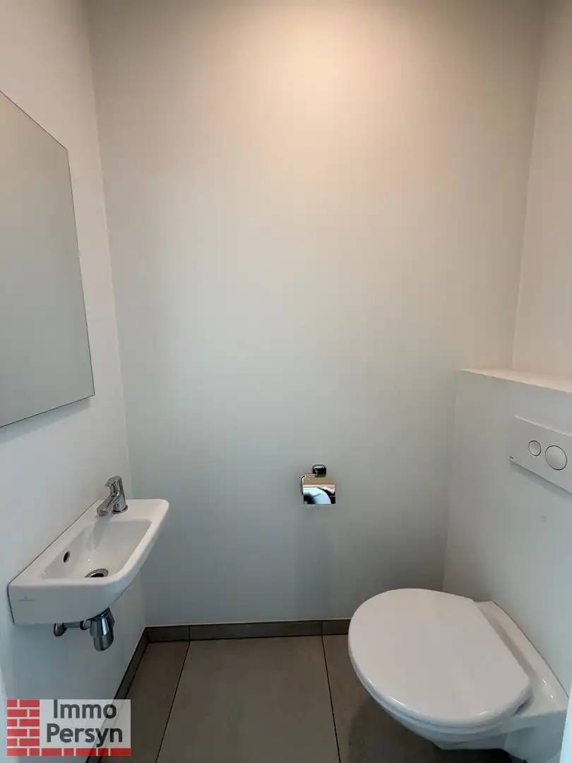 Lichtrijk 2-slaapkamer appartement met zuidgericht terras in Kuringen foto 12