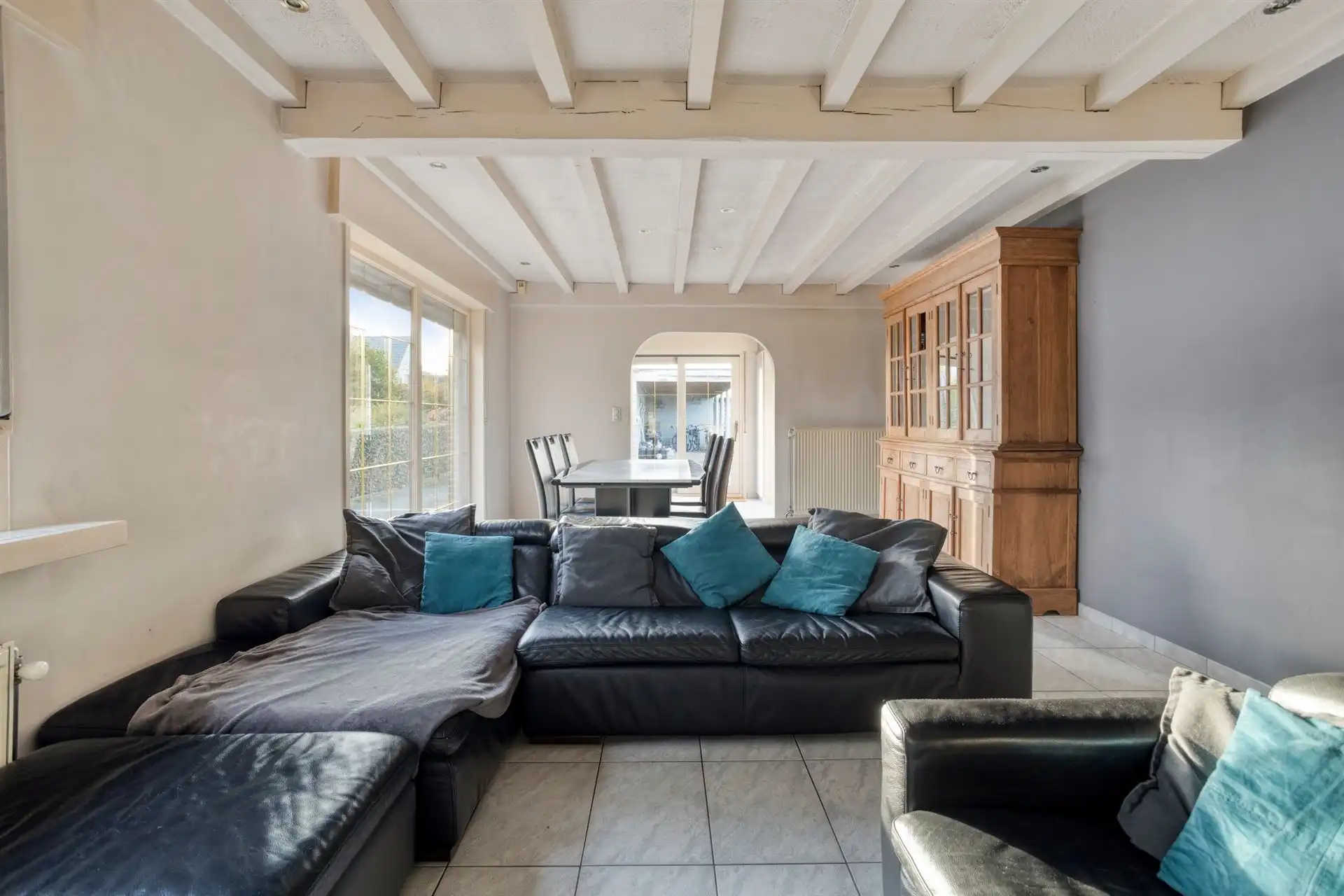 Op te frissen woning met 5 slpks nabij centrum Oostmalle! foto 7