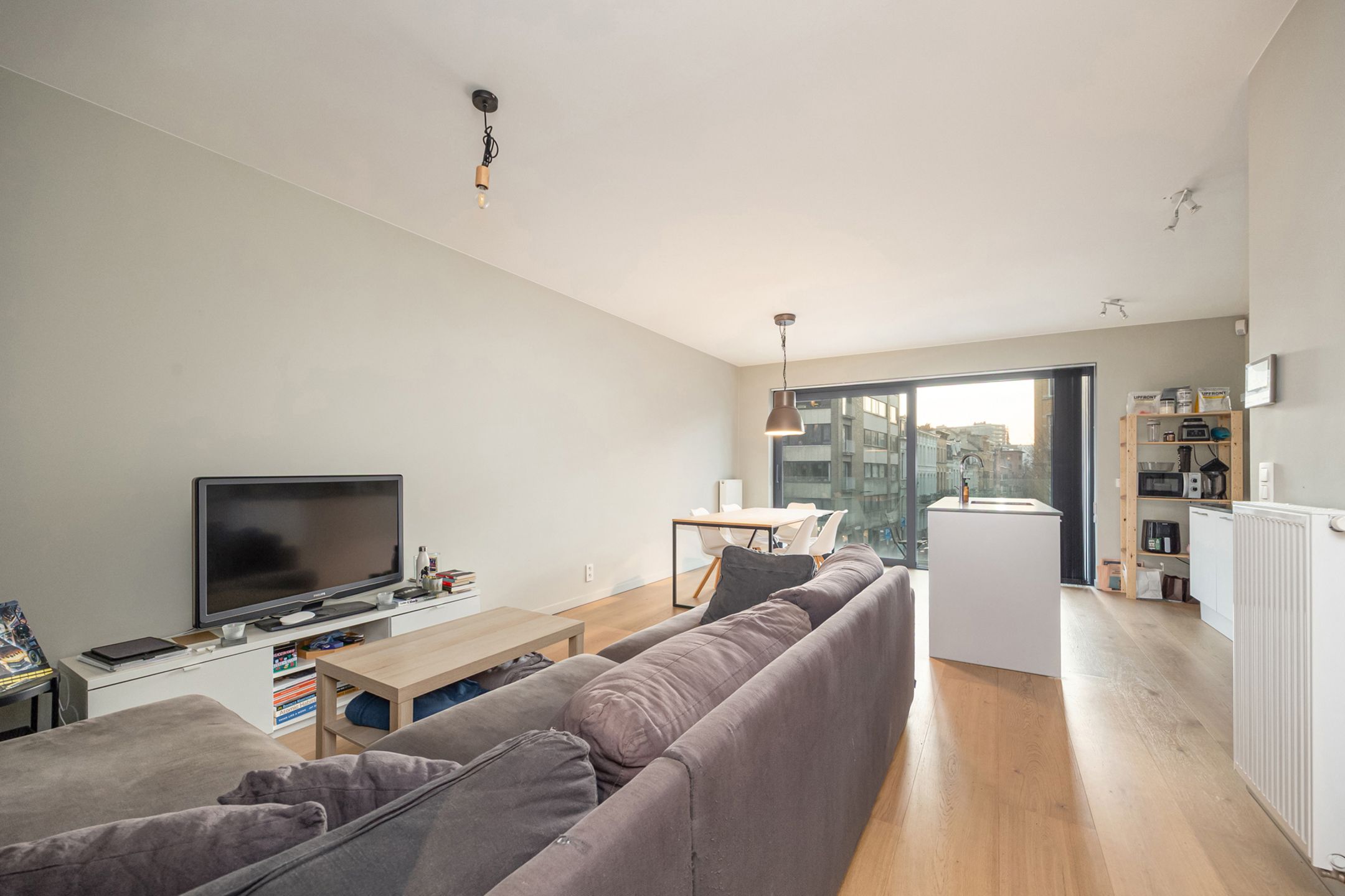 Recent appartement met 2 slaapkamers en terras foto 4