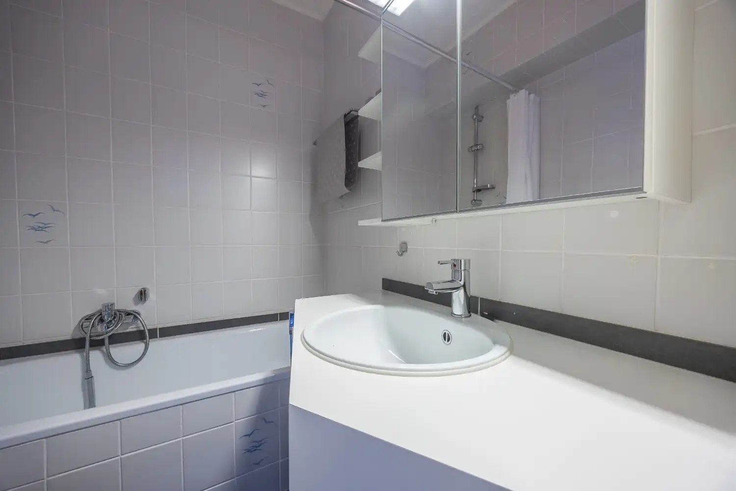 Gerenoveerde studio met frontaal zeezicht te koop in Middelkerke foto 17