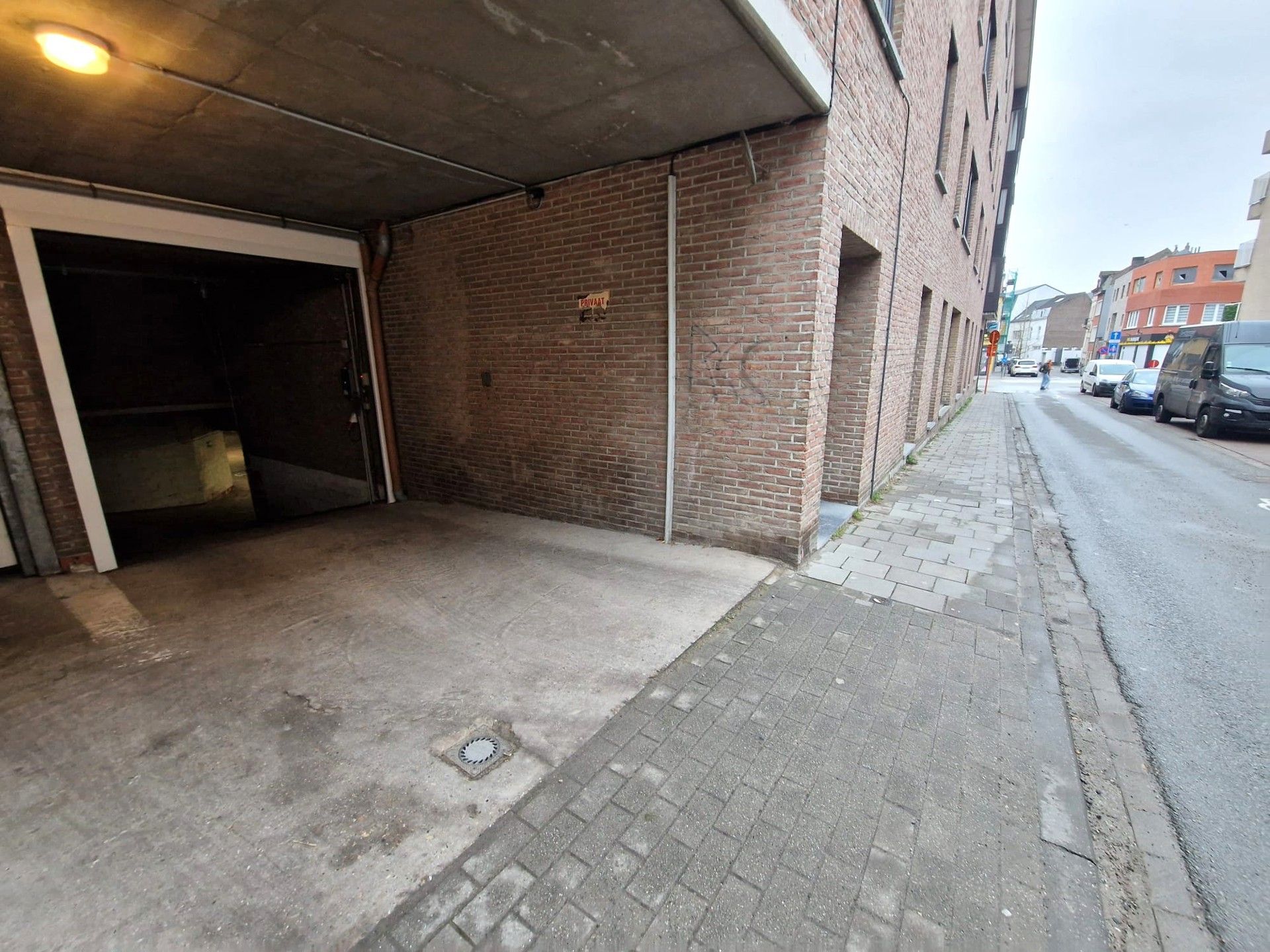 Parkeerplaats te koop foto 4