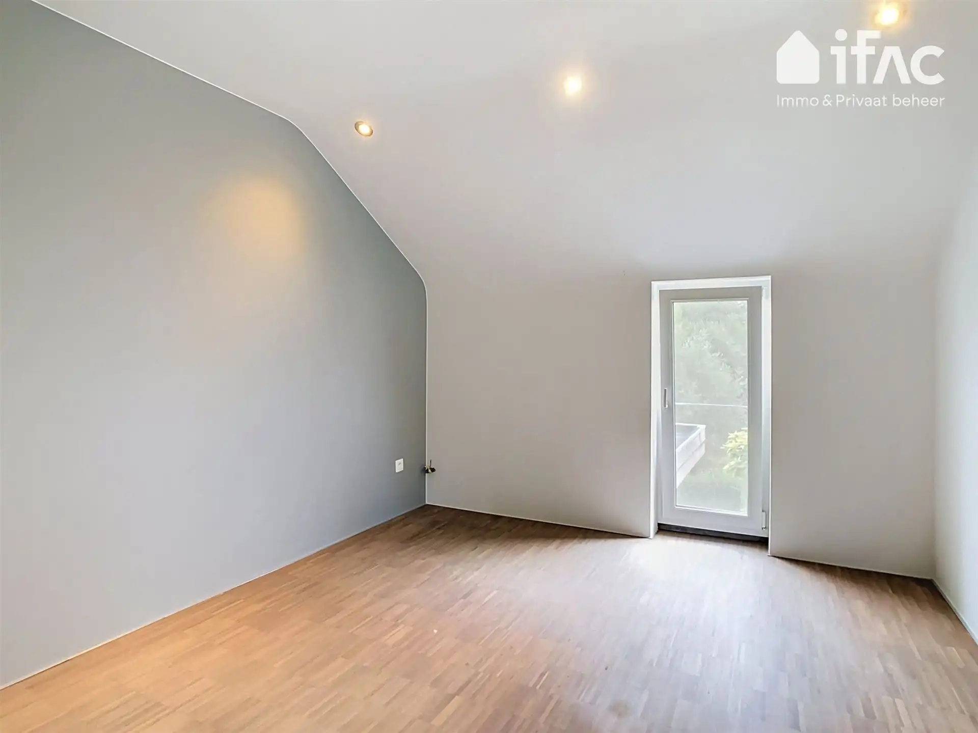 Mooi afgewerkte woning voorzien van zonnepanelen foto 19