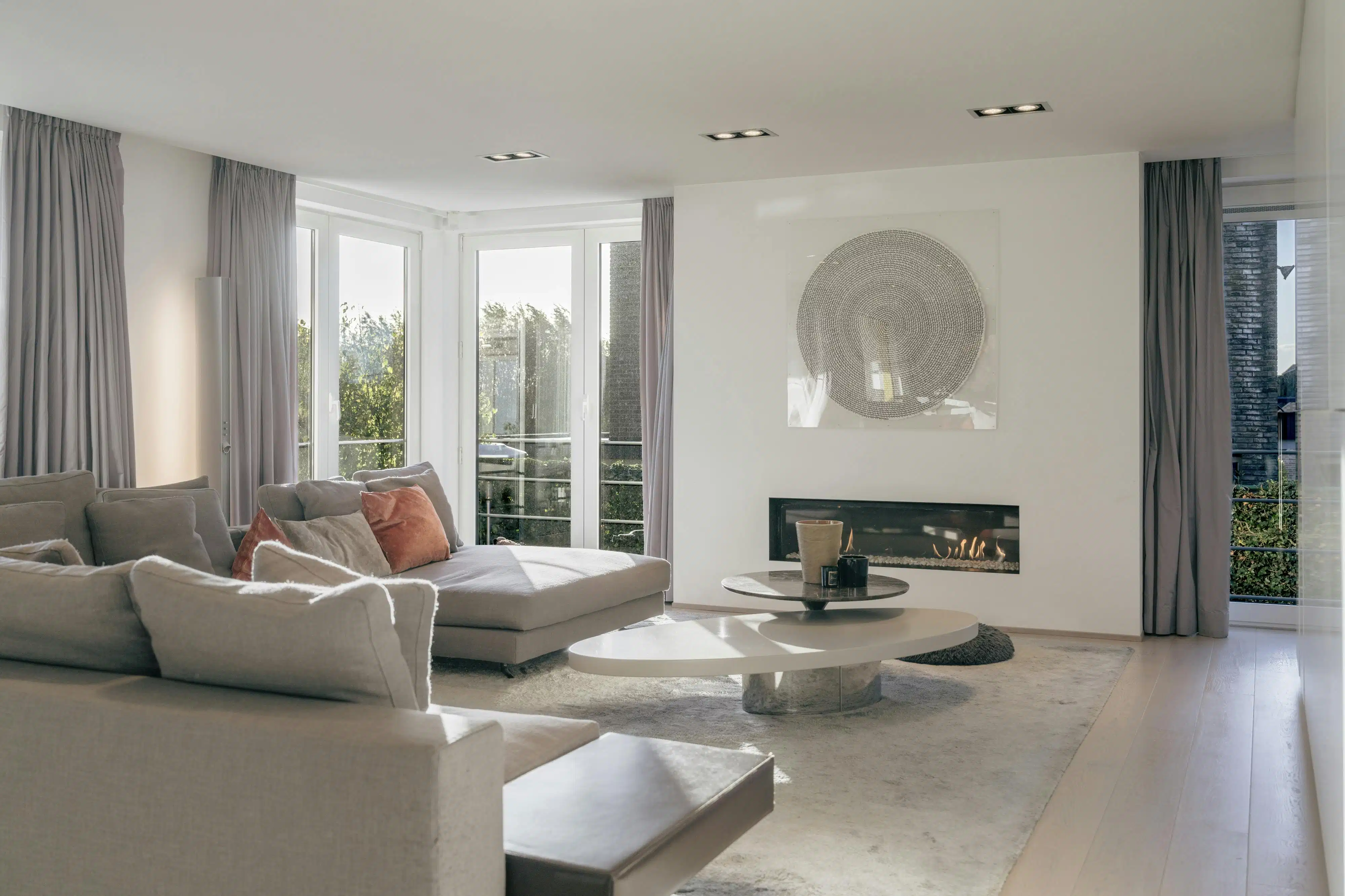 Instapklare villa met 5 slaapkamers en binnenzwembad te koop foto 3