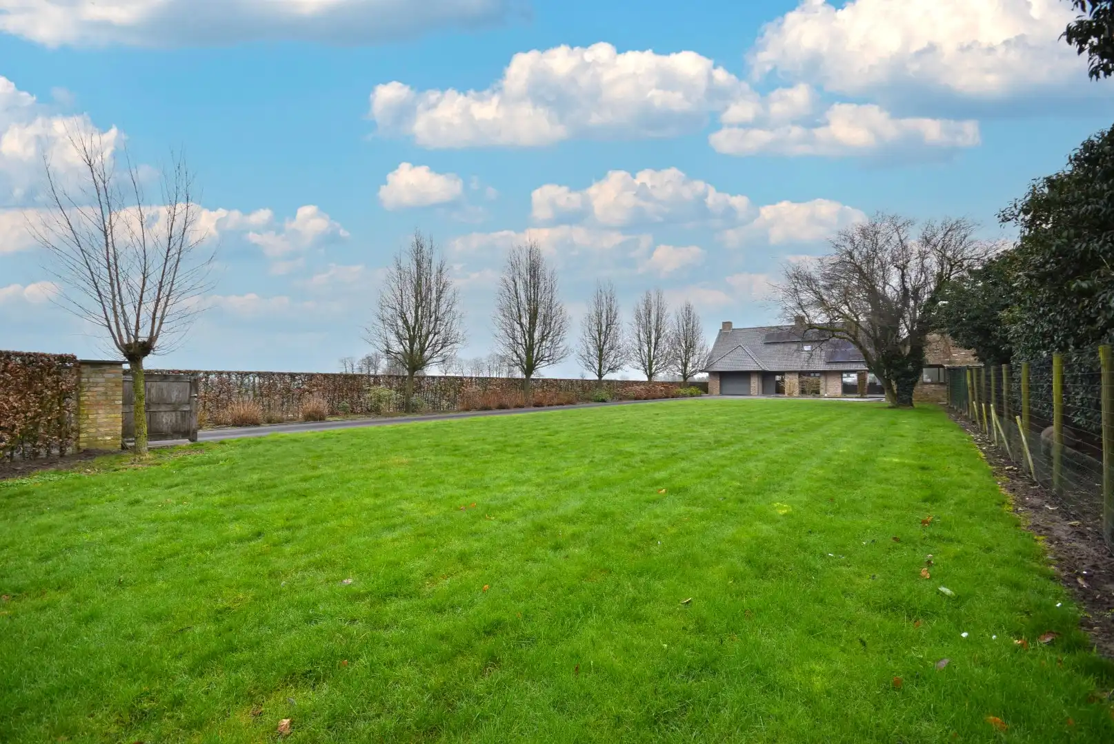 Landelijk en rustig gelegen villa met tuin foto 17