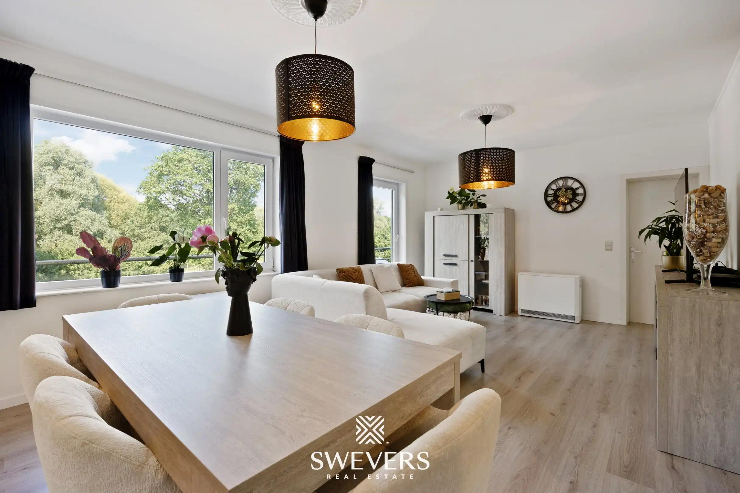 Uitstekend gelegen en instapklaar appartement met 2 slaapkamers te Genk foto 8