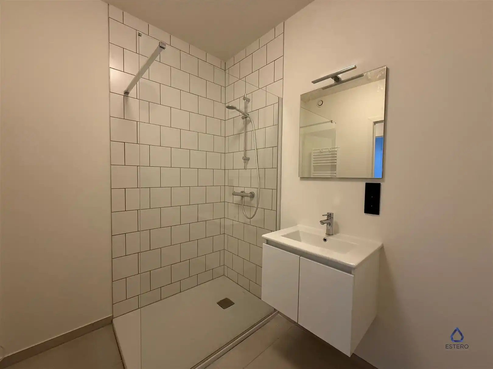 Mooi afgewerkt nieuwbouwappartement met 1 slaapkamer foto 12