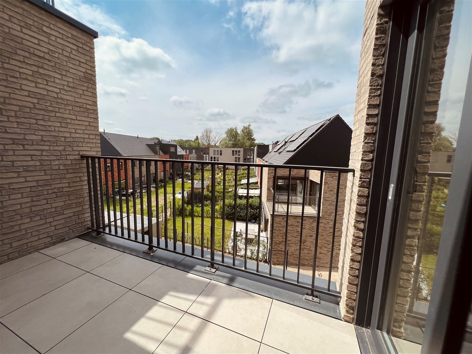 Nieuwbouwappartement met 2 terrassen gelegen aan de groene rand van Gent. foto 9