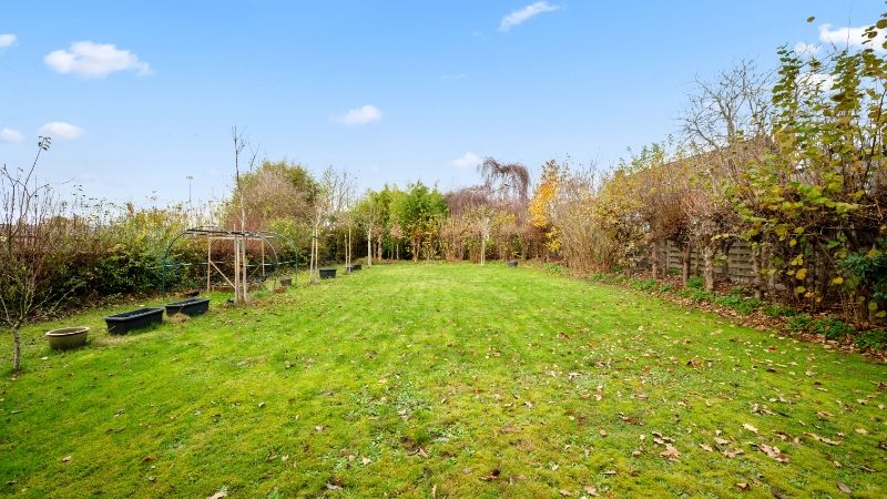 Ruime woning van 256m² op 10 are 32 ca foto 34