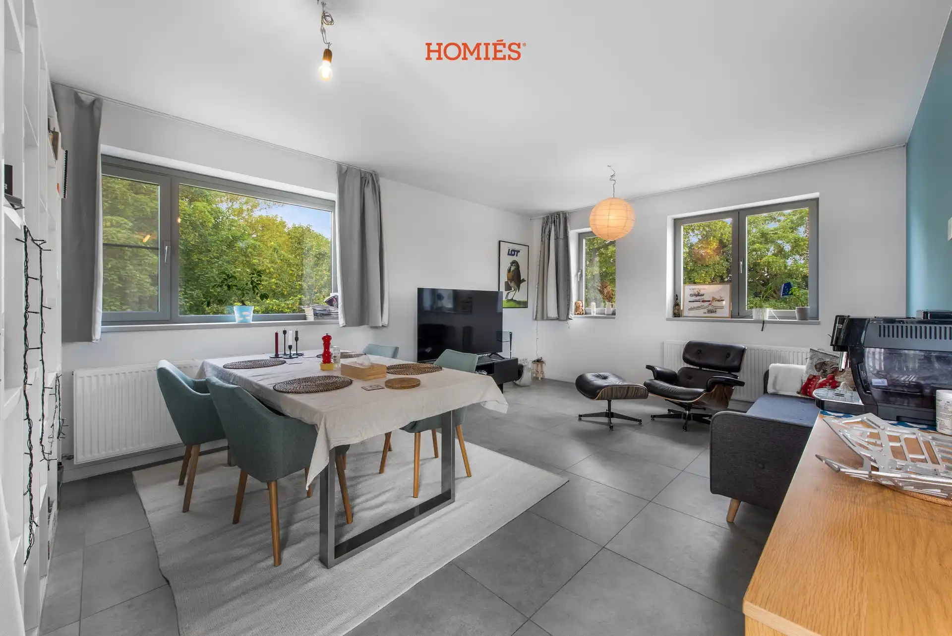 Ruim 2-slaapkamerappartement met terras en staanplaats foto 8