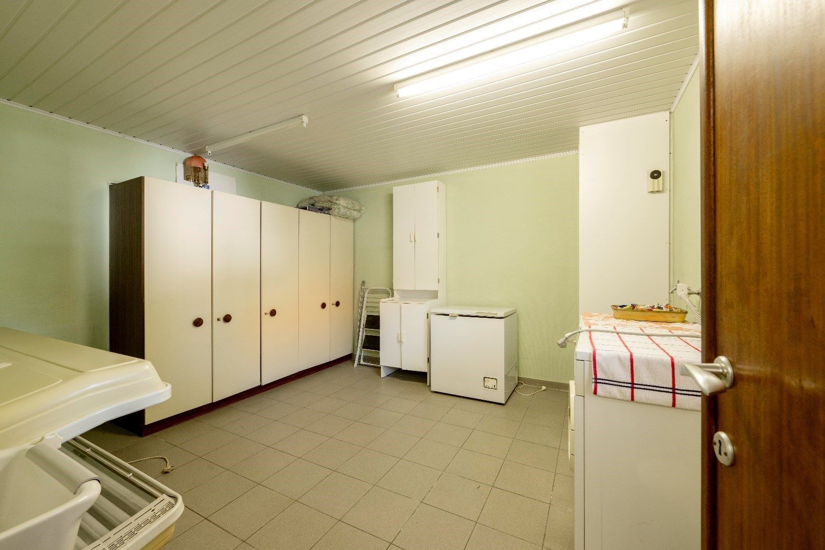 PERFECT ONDERHOUDEN WONING MET LOODS (100 m²) | GARAGE | TUIN foto 7