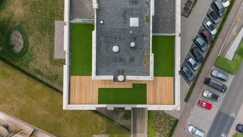 Vernieuwd dakappartement met zeer groot dakterras. foto 36