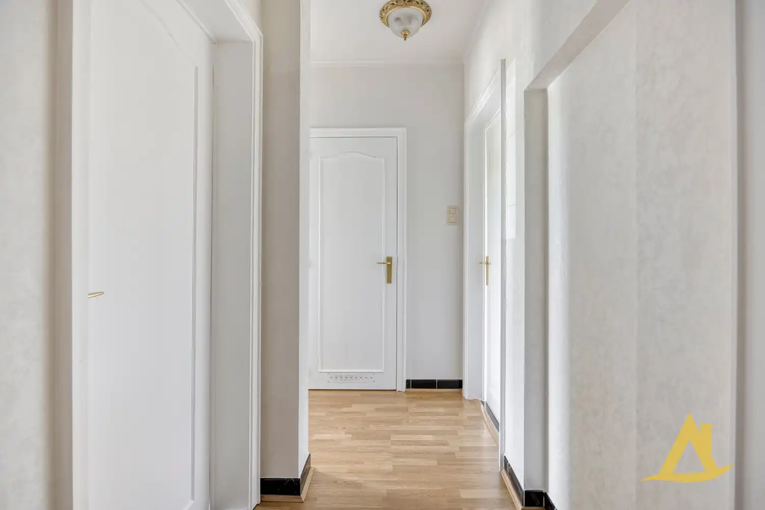RUIM APPARTEMENT IN HET CENTRUM VAN DIEST! foto 5