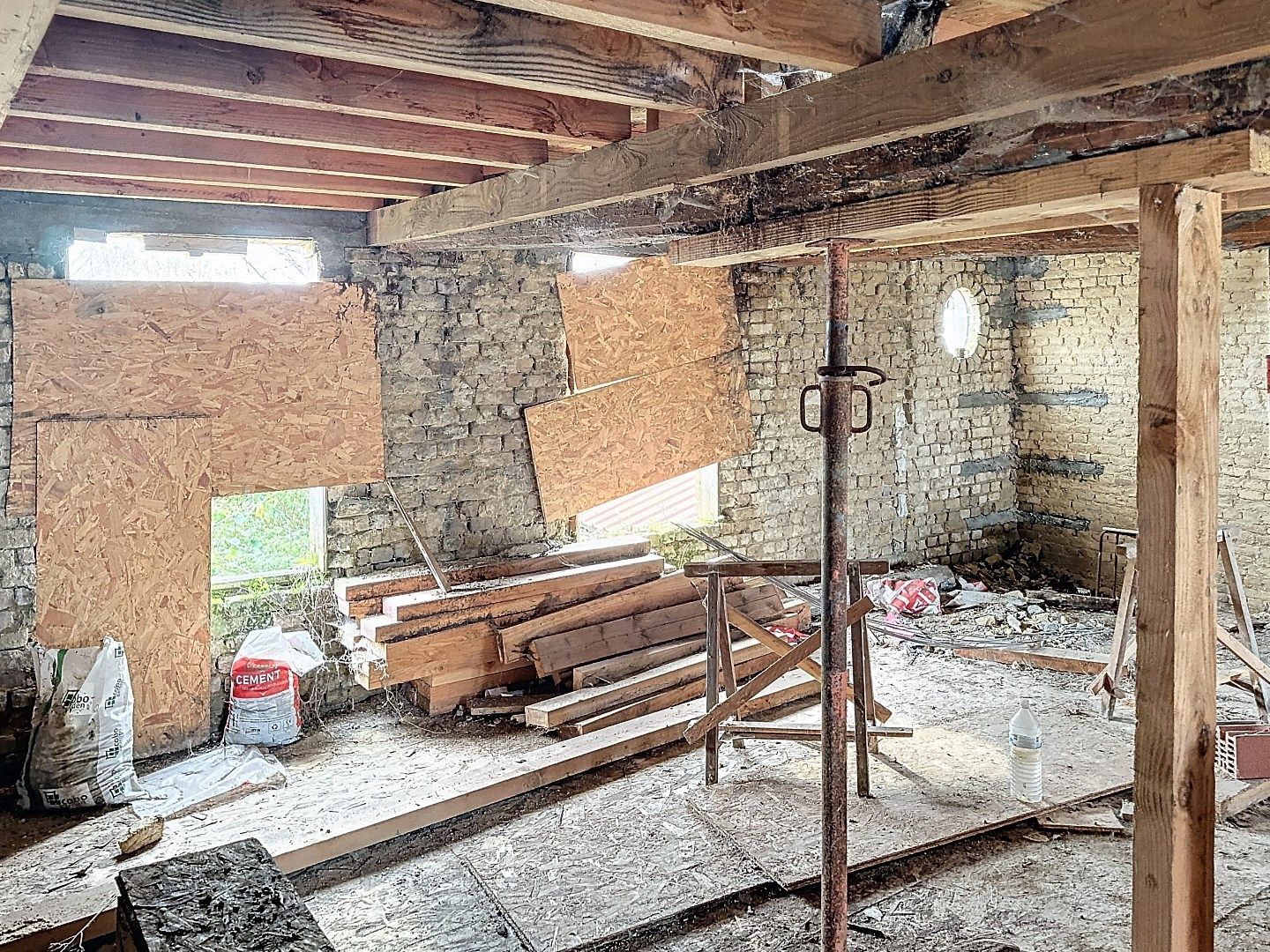 2 TE RENOVEREN WONINGEN MET TUIN foto 9