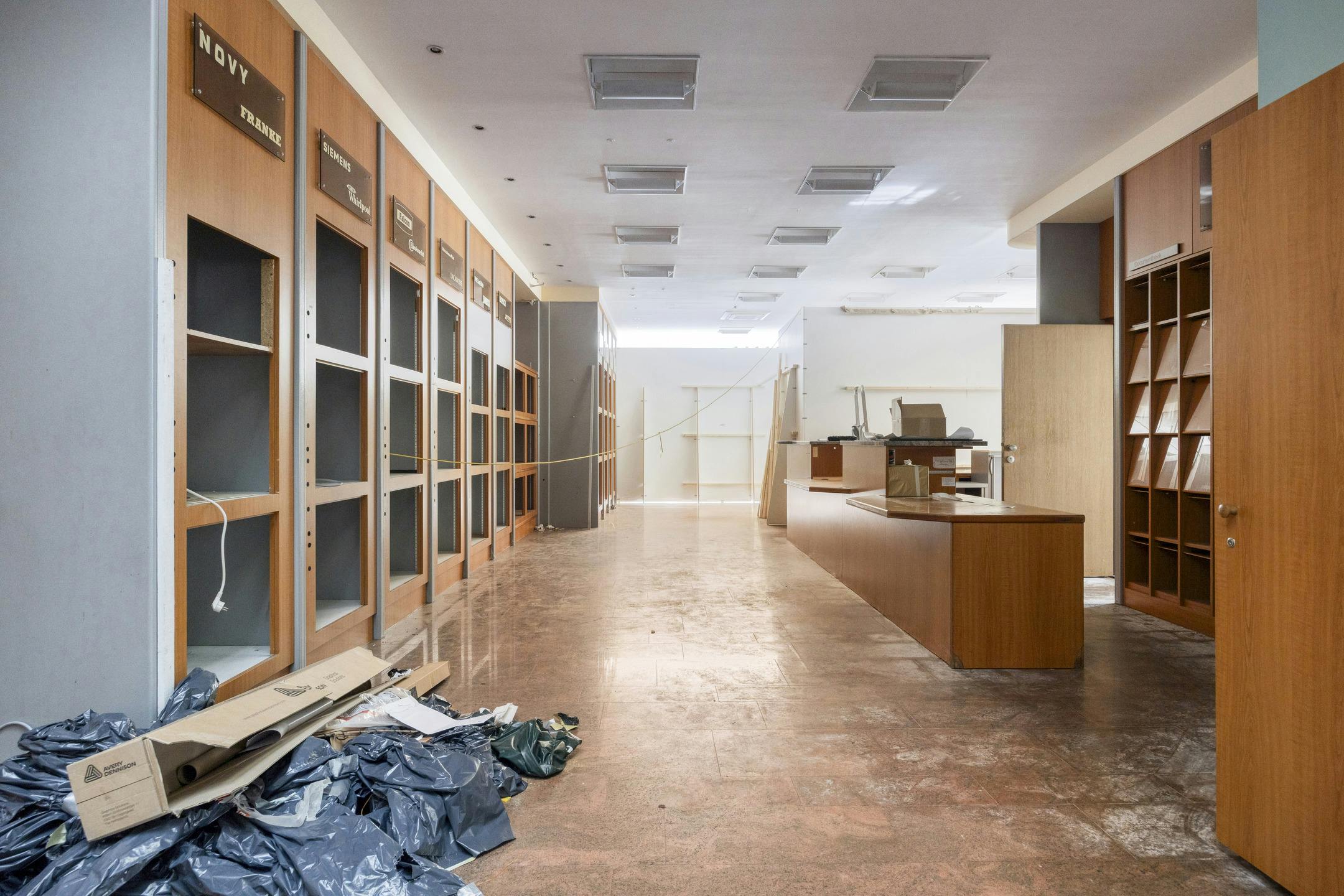 Te renoveren opbrengsteigendom met 3 appartementen en handelspand in Antwerpen foto 10