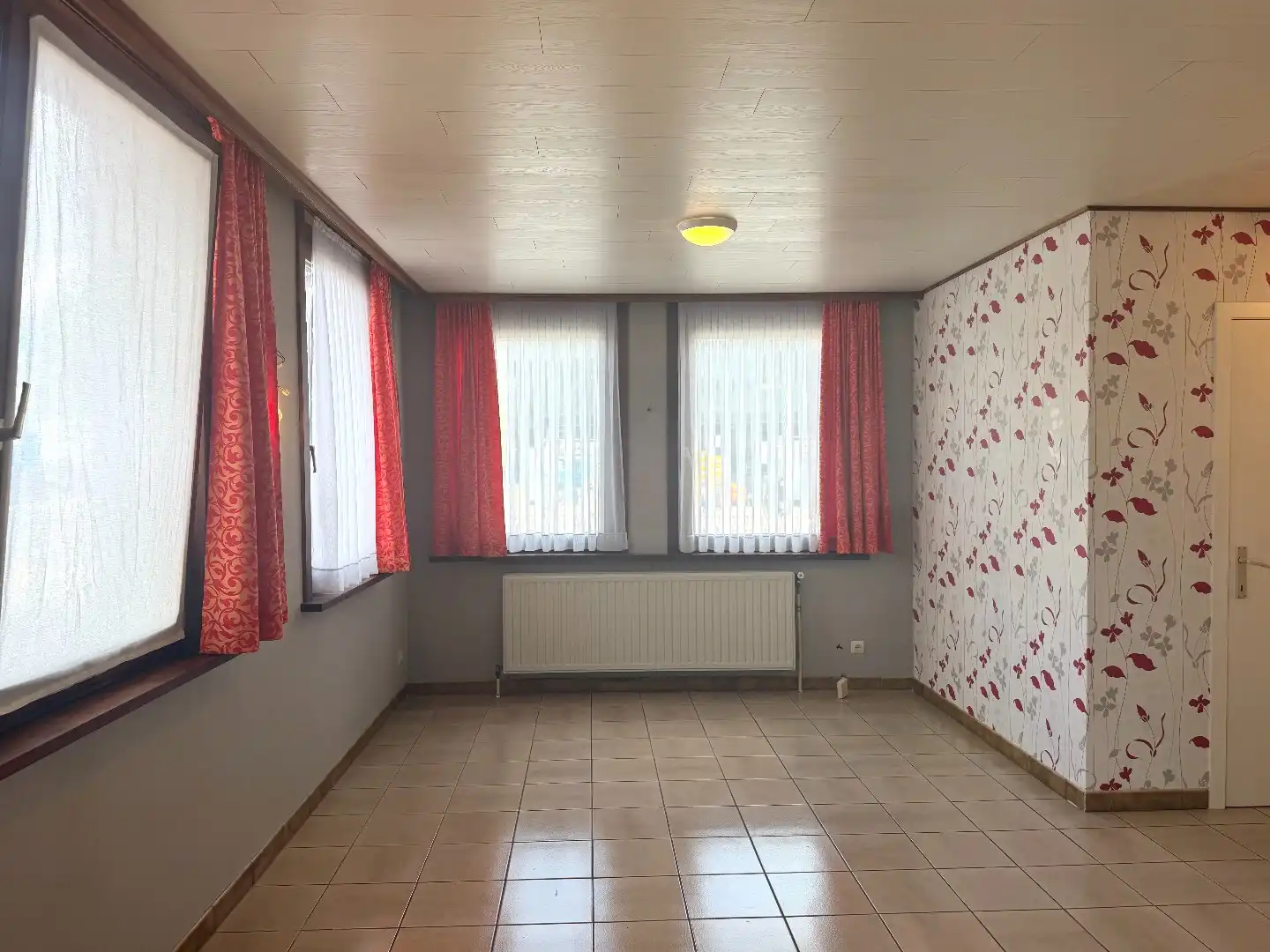 Eenslaapkamer appartement met grote garage te huur te Harelbeke. foto 5