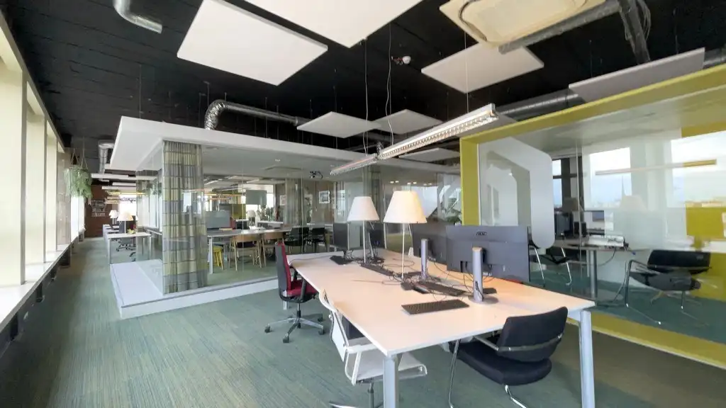 Stijlvolle kantoren te huur in WAW building Antwerpen foto 4