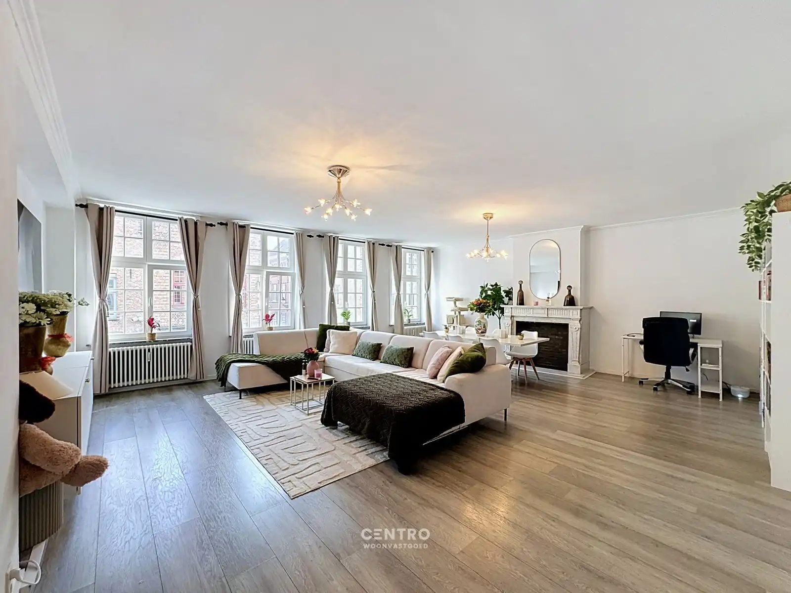 Ruim appartement (152m2) op leuke ligging te Brugge! foto 3
