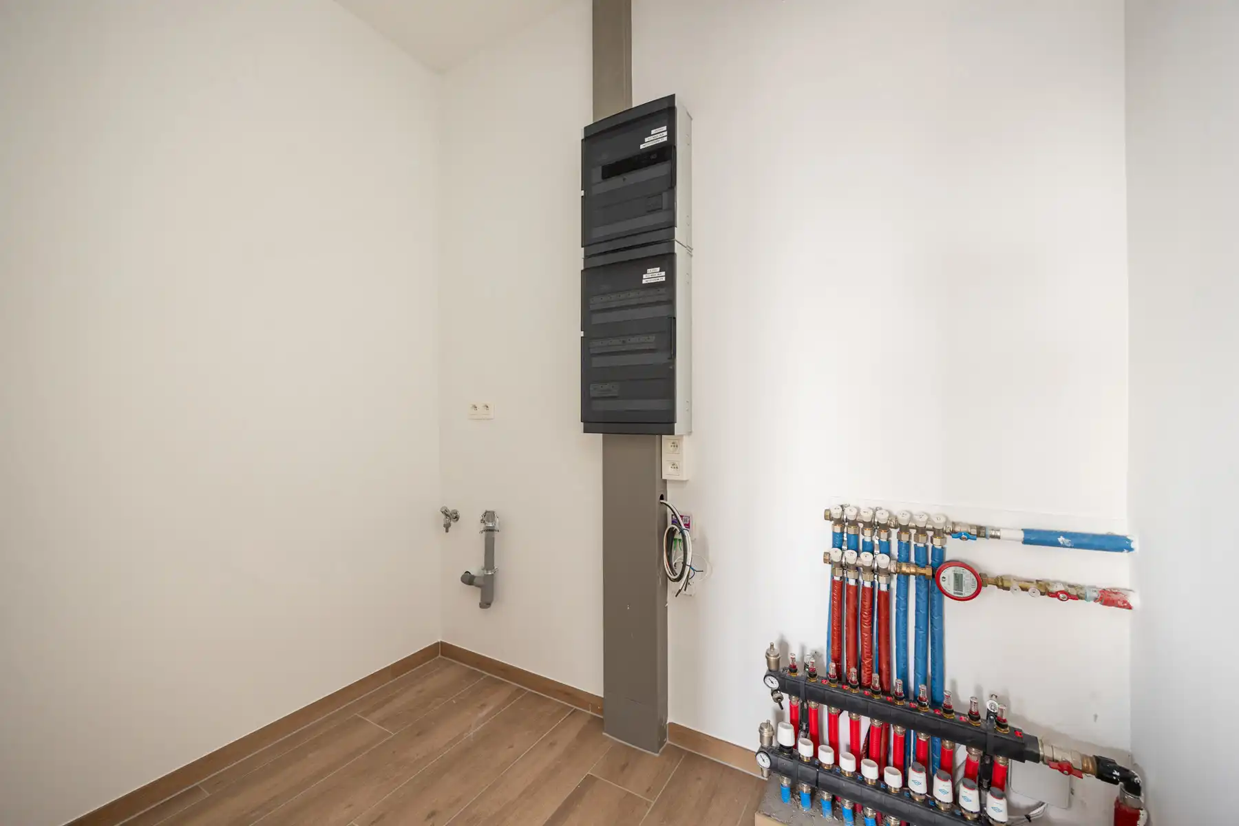 Prachtig nieuwbouwappartement op de 3de verdieping met ondergrondse autostaanplaats en berging. foto 7