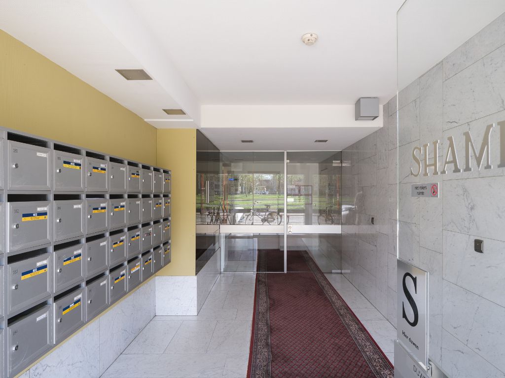 Energiezuinig 2-slpk appartement tegenover het Zuidpark foto 16