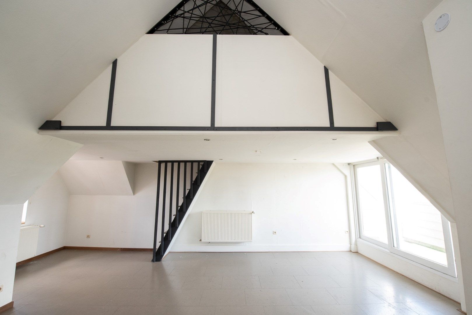 Dak appartement in het centrum van  Zulte! foto 4