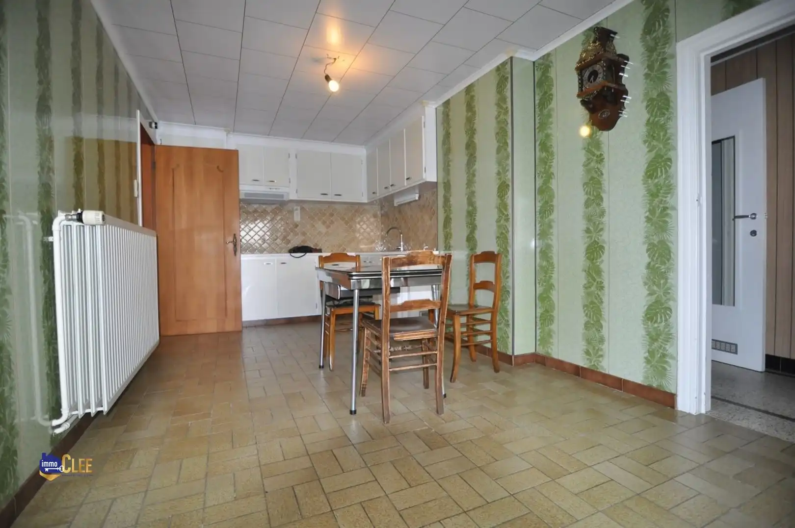 Karaktervolle driegevelwoning met ruime tuin van 30 are nabij Waremme foto 10