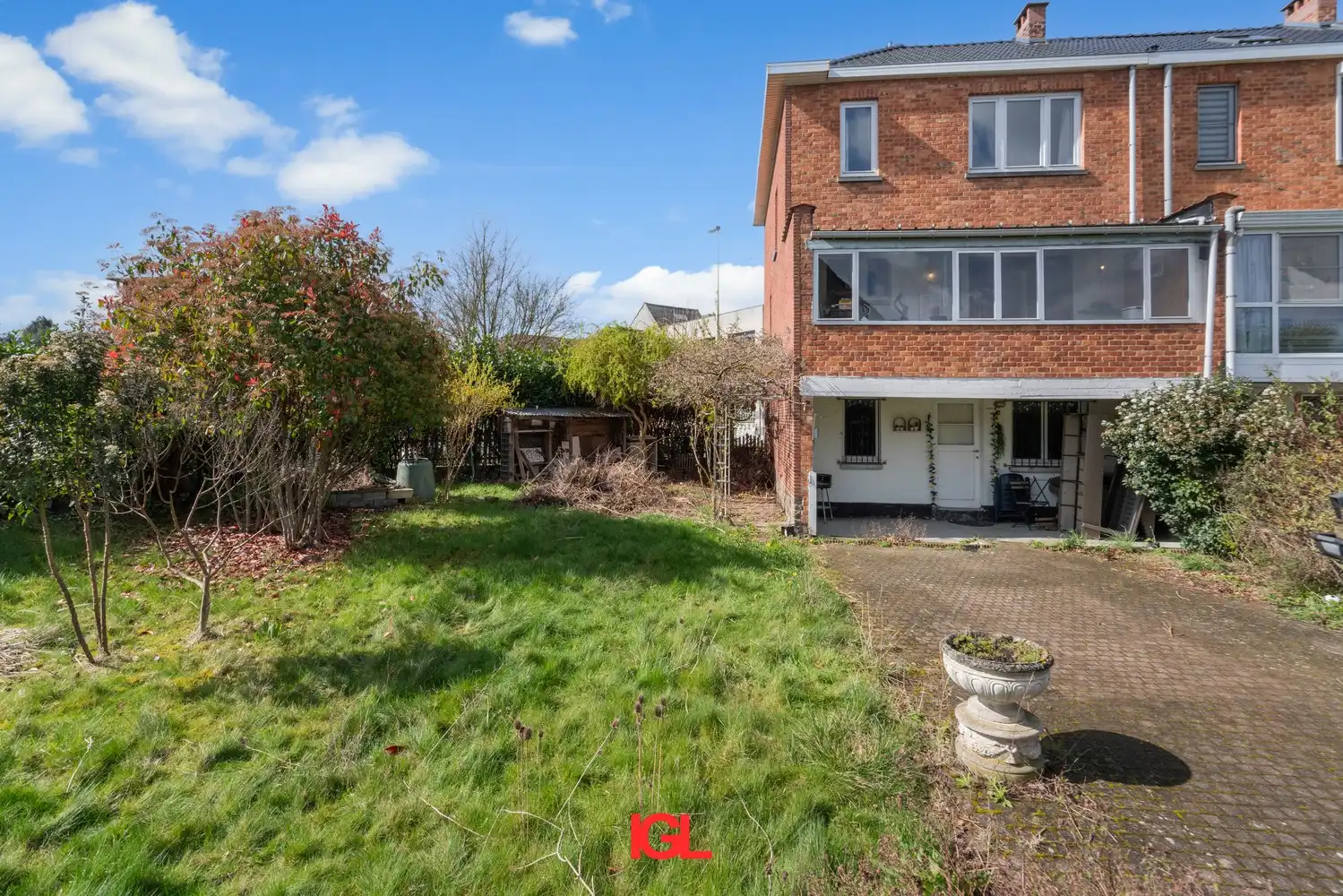 3 gevel woning met 2 slaapkamers, garage en tuin! foto 23