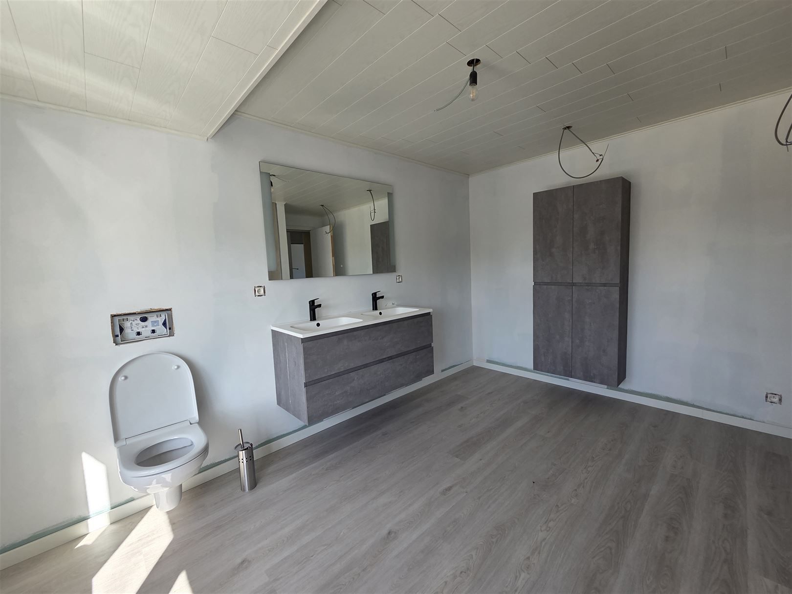Vernieuwde woning met vele mogelijkheden!  foto 9