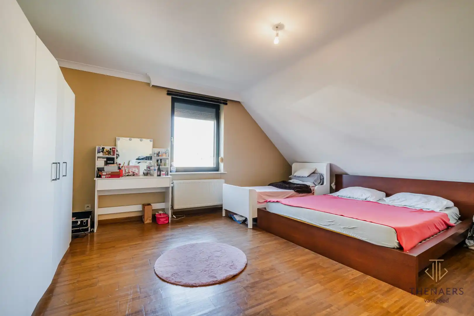 Ruime woning met tal van mogelijkheden op een strategische locatie in Sint-Truiden. foto 17