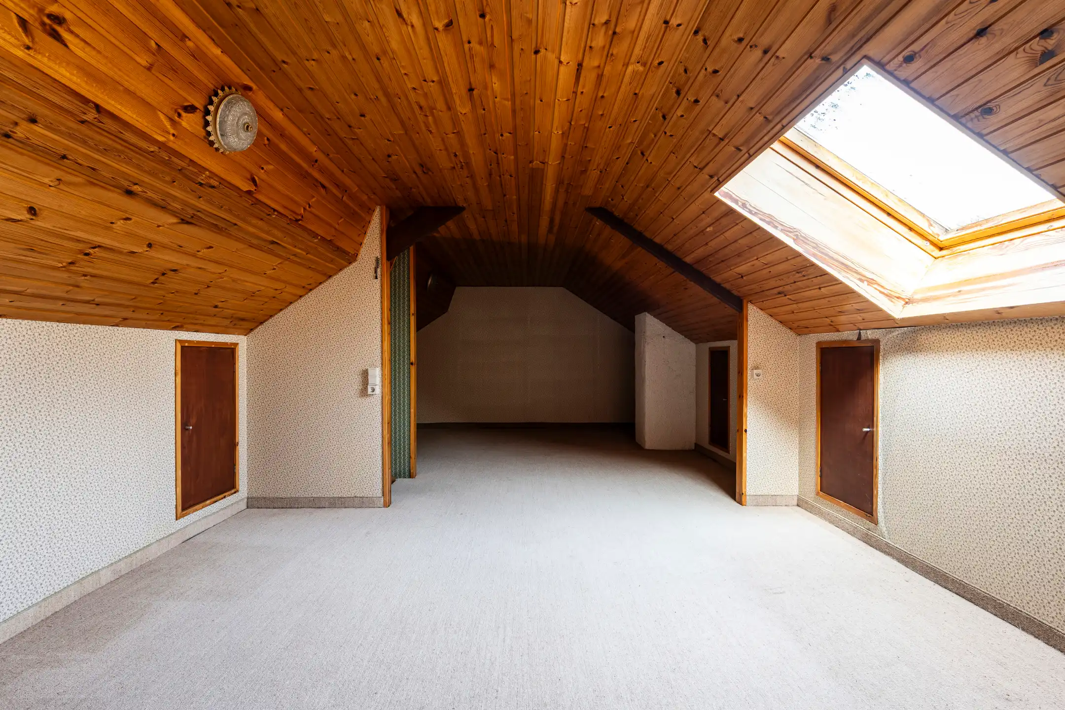 Laagbouwwoning met 4 slks, garage in kindvriendelijke wijk foto 14