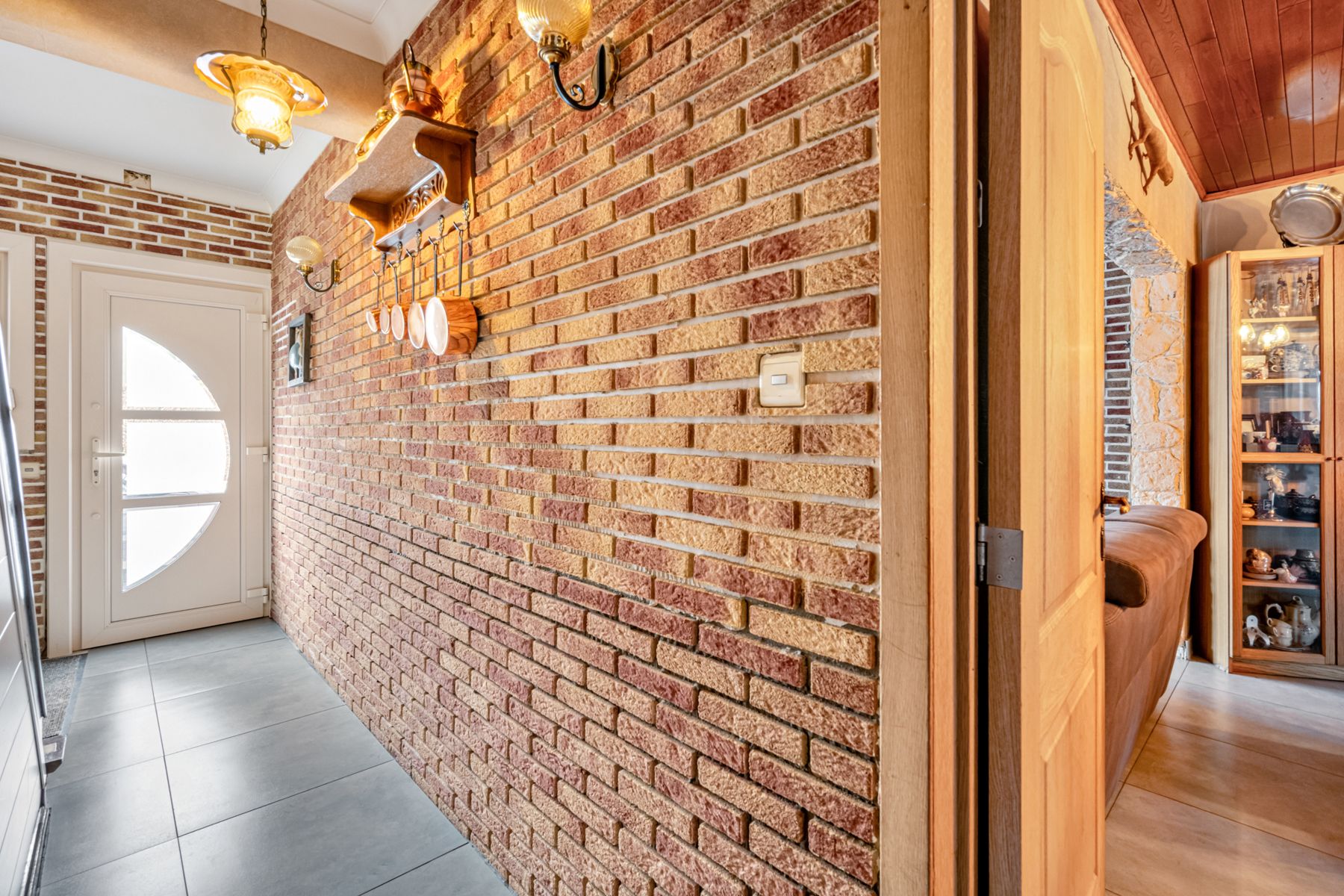 Ruime, energiezuinige woning met tuin, terras en 5 SLPK foto 3
