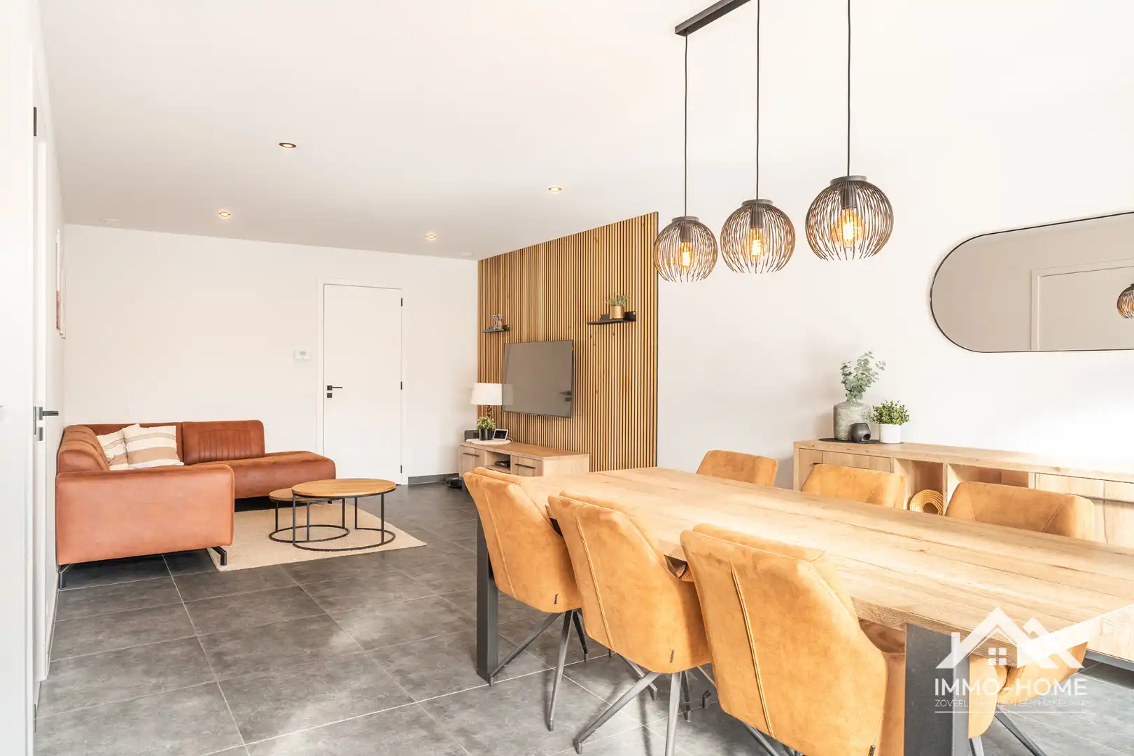 Prachtige instapklare woning met zwembad!  foto 8