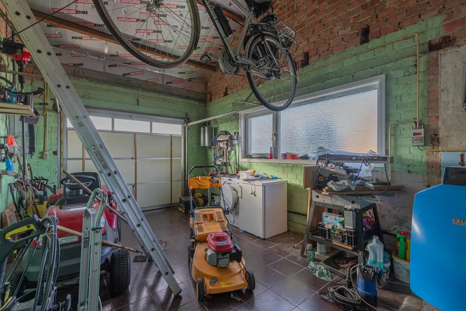 Ruime gezinswoning met 3 slpks! foto 12