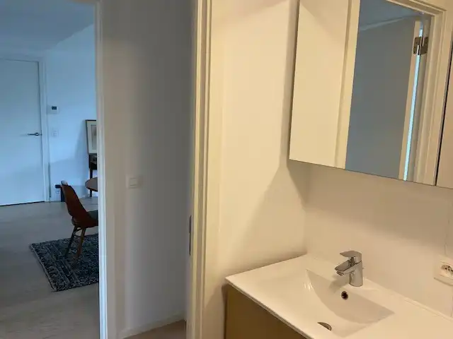 TE HUUR – Prachtig 2-slaapkamerappartement met ruim terras in Oudergem, nabij Brussel foto 23