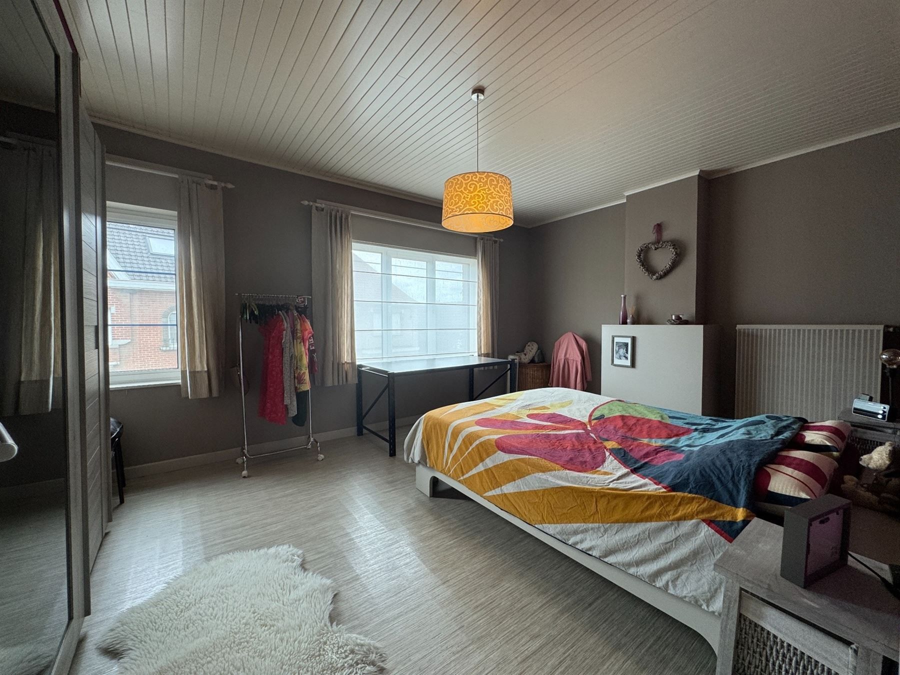 Goed onderhouden woning met loods op 495 m² foto 6