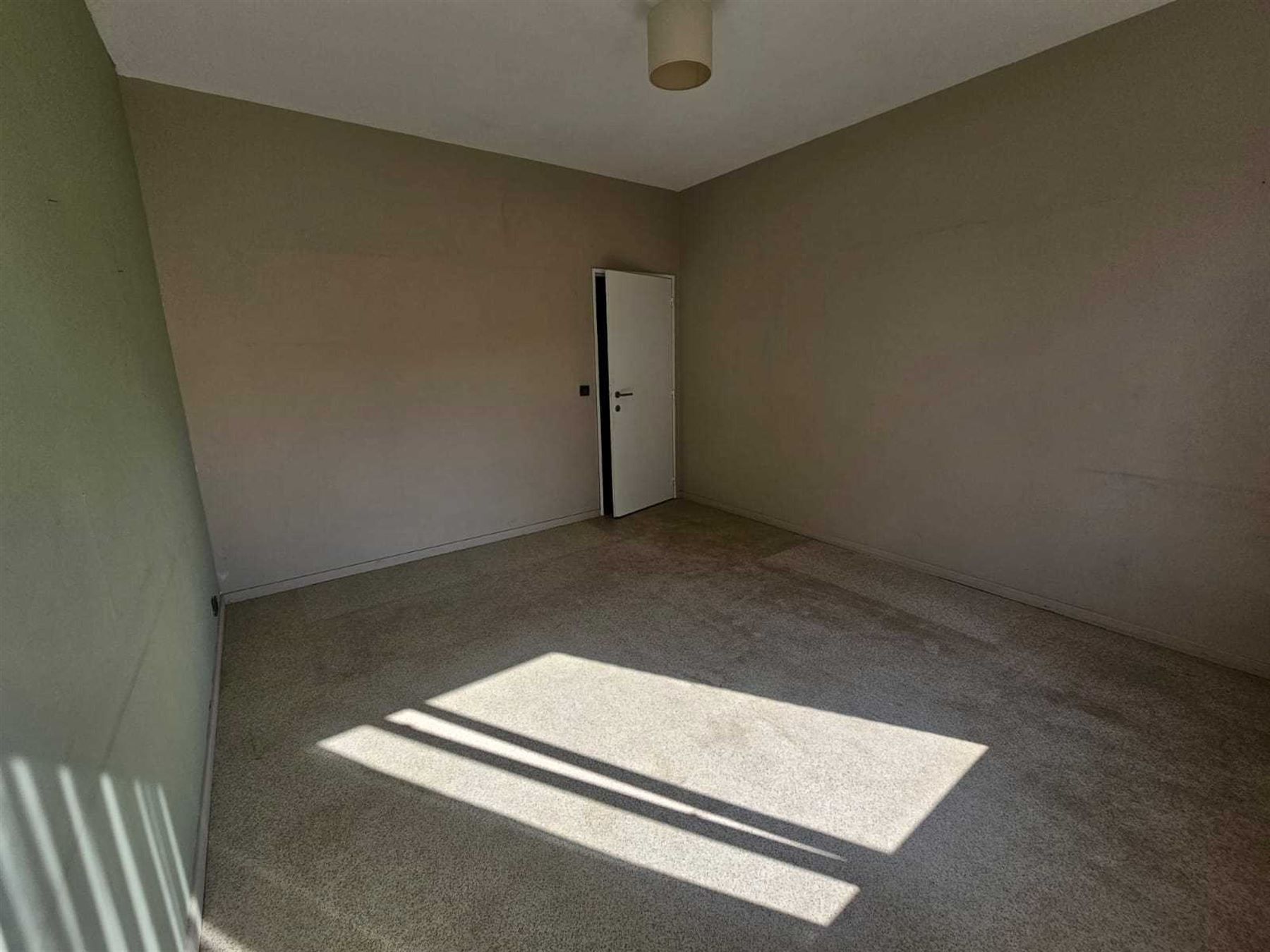 Appartement met 2 slaapkamers! foto 6