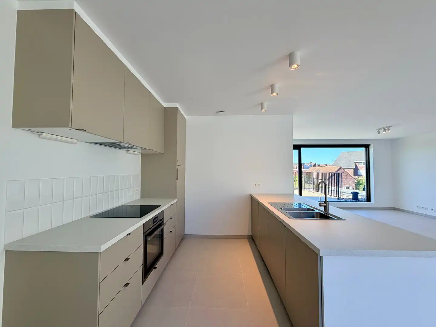 Instapklaar nieuwbouwappartement met 3 kamers & terras te Tielt! foto 6