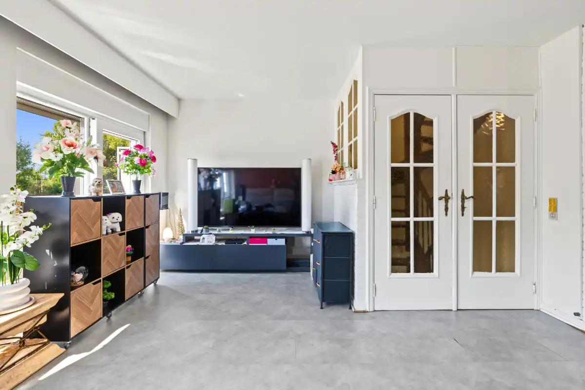 Instapklare gezinswoning met garage foto 6