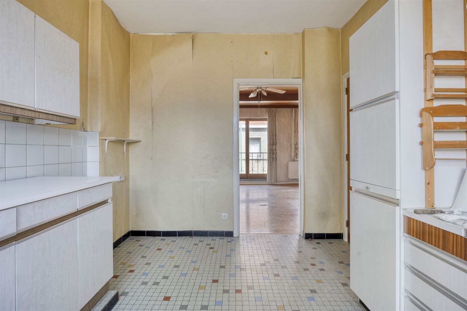 Opbrengstwoning met 2 appartementen en 3 garageboxen foto 21