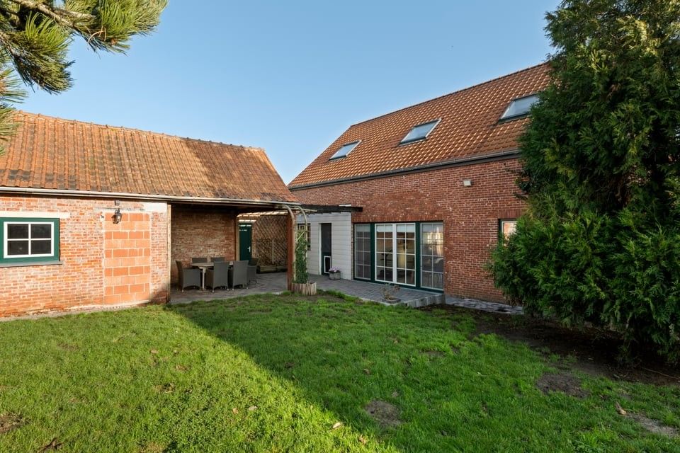 KARAKTERVOLLE WONING MET GROTE GARAGE OP EEN PRACHTIG PERCEEL VAN 13A50CA IN ALKEN foto 26