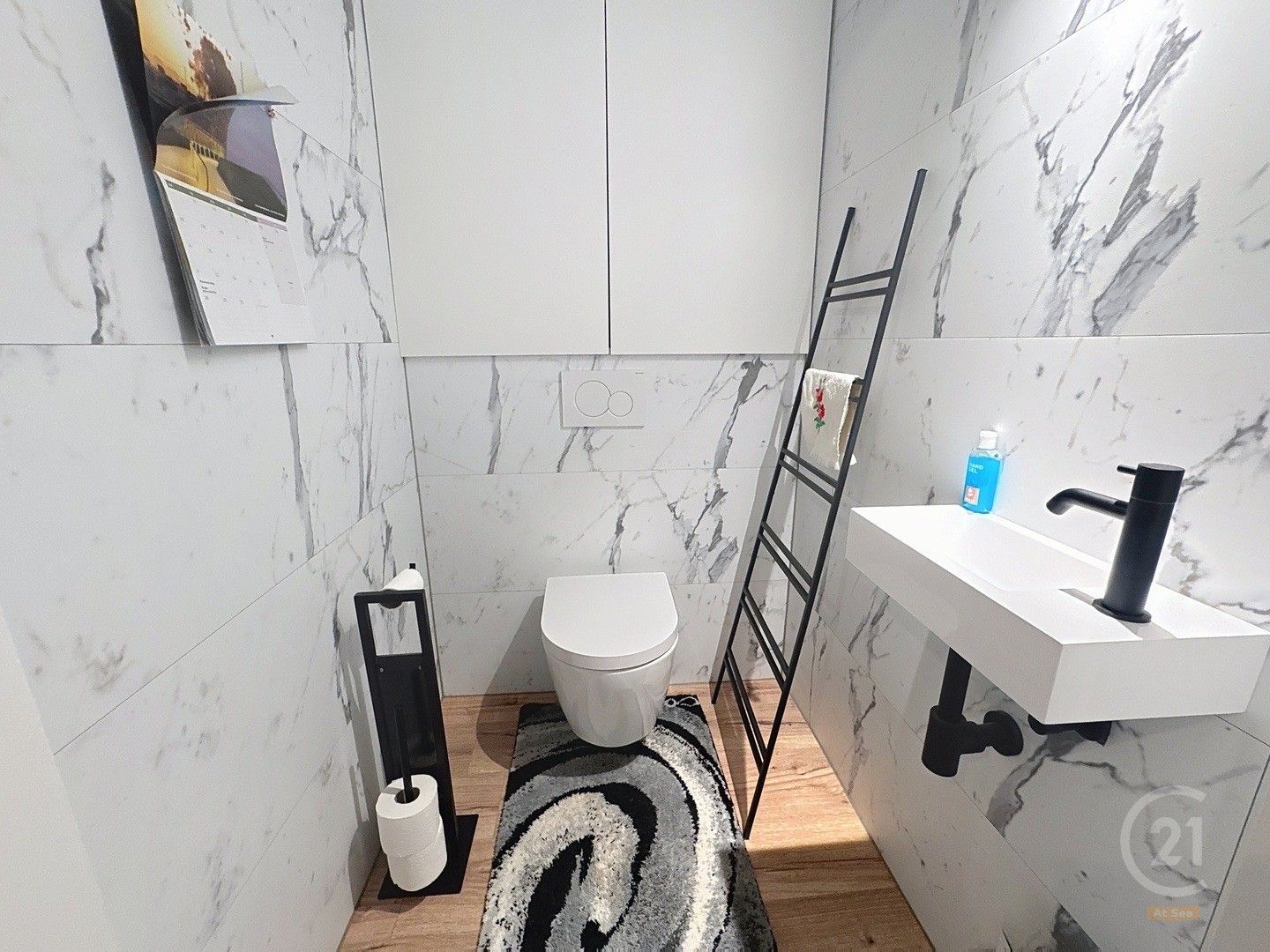 Prachtig appartement met garage op de zeedijk! foto 10