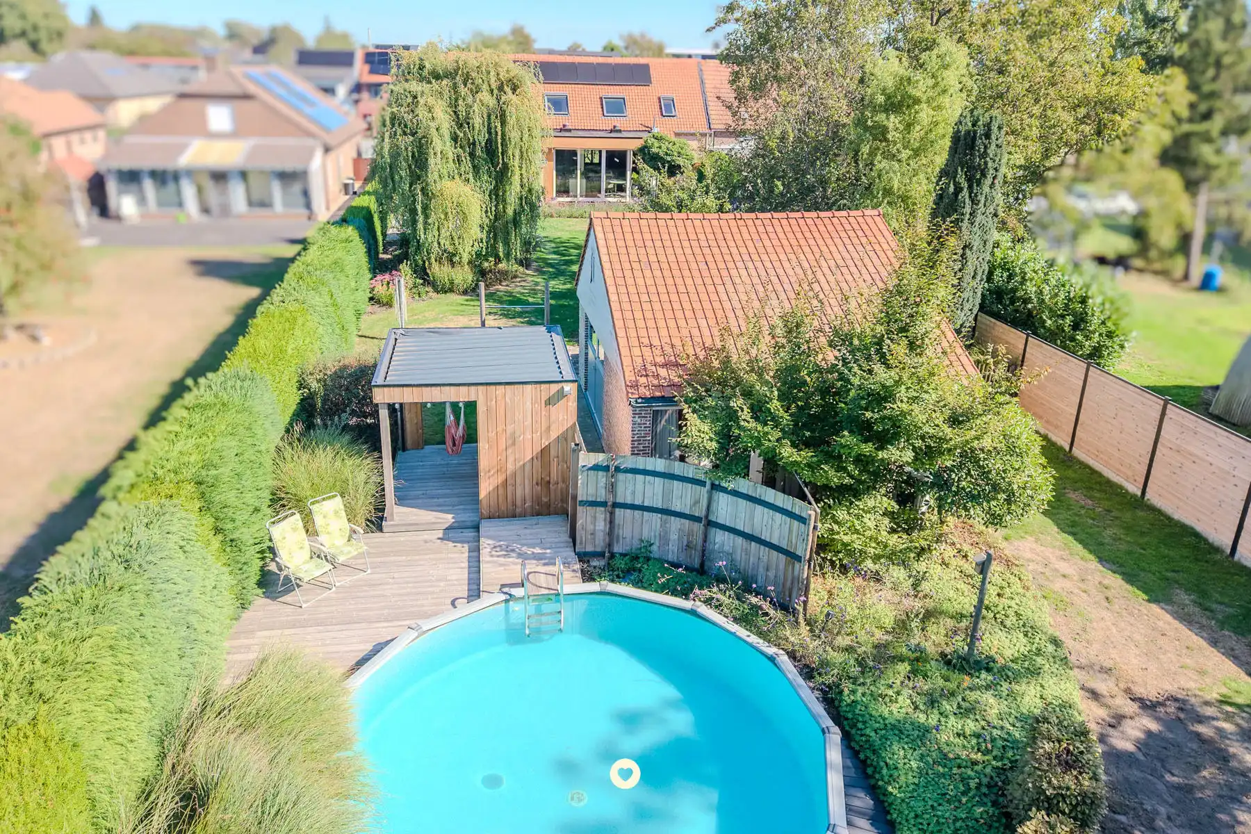 Karaktervolle hoeve met zwembad, bijgebouw op 1.300 m² grond foto 10