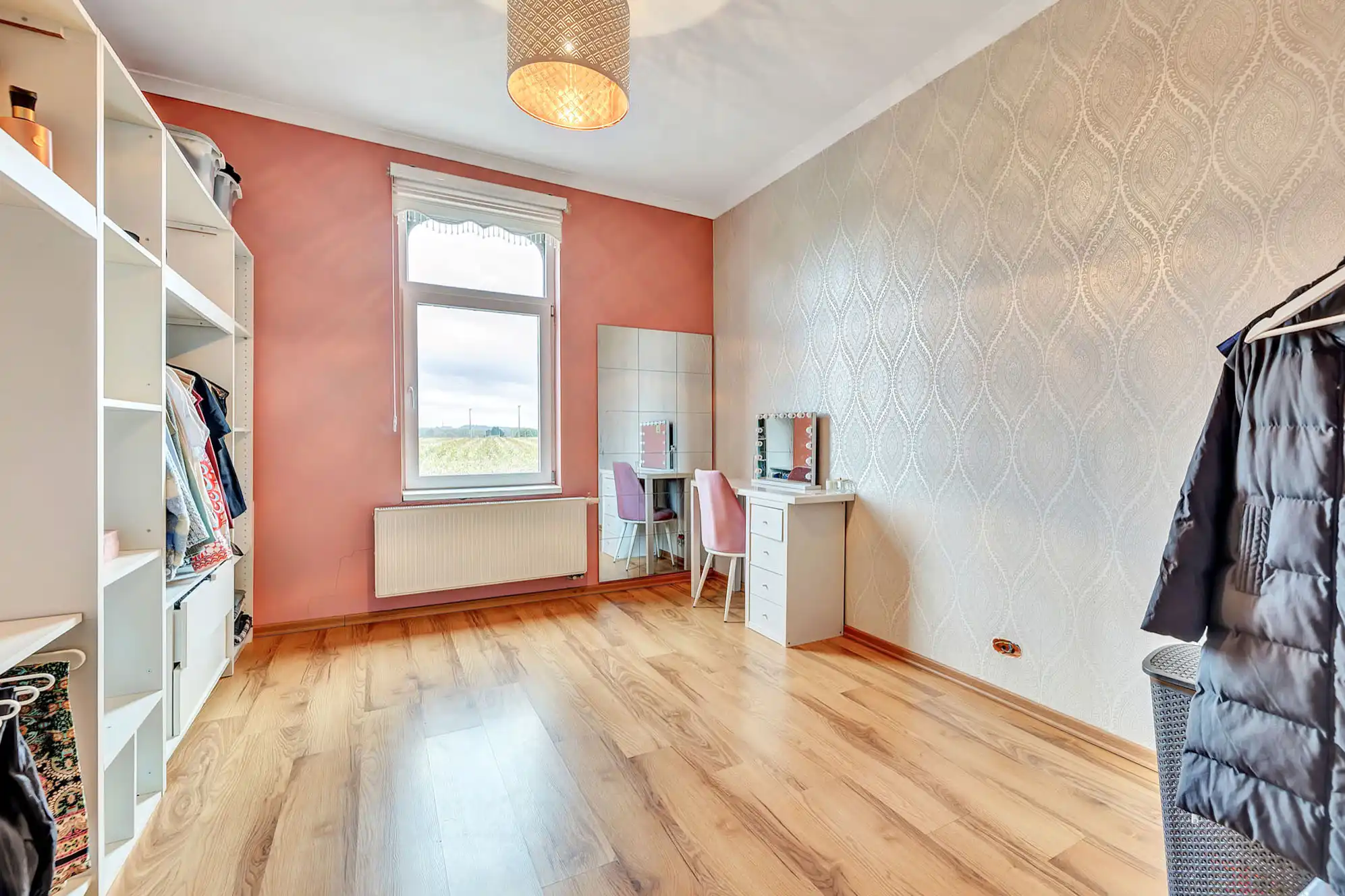 Rustieke woning op strategische ligging foto 24