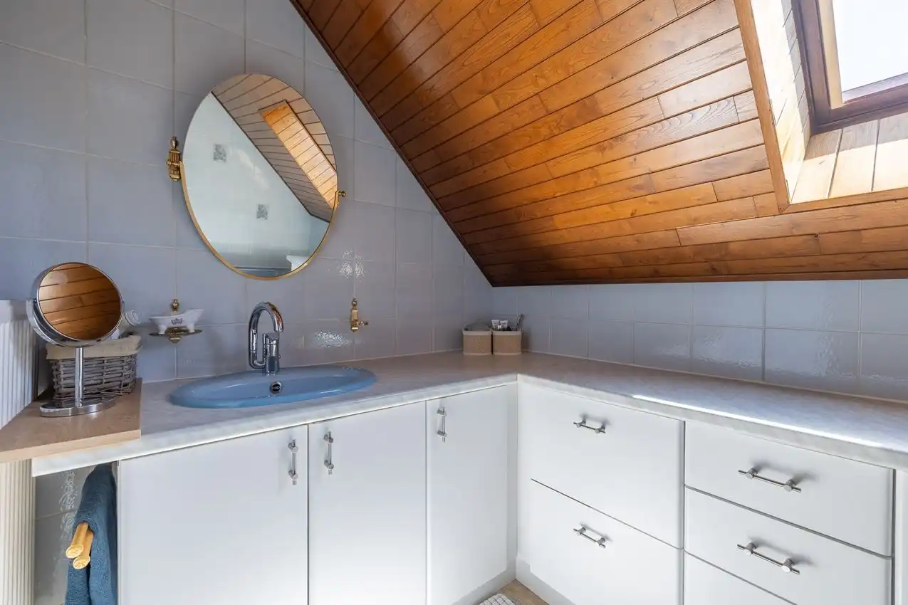 Verzorgde landelijke woning met 3slk op boogscheut E314 foto 20
