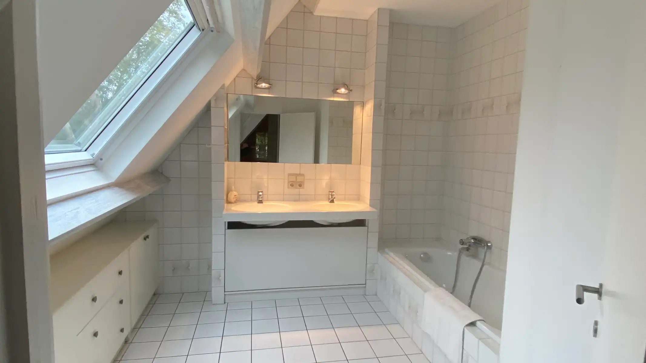 Zeer goed gelegen luxueus afgewerkte villa  op 43 are foto 20