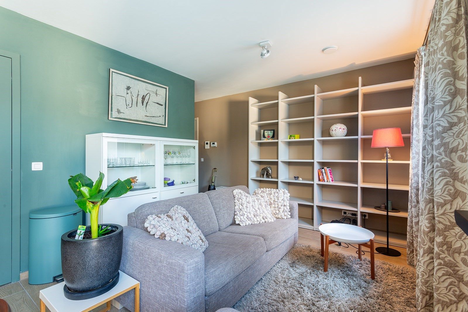 Gemeubeld luxe nieuwbouwappartement gelegen in het hartje van Antwerpen.  foto 12
