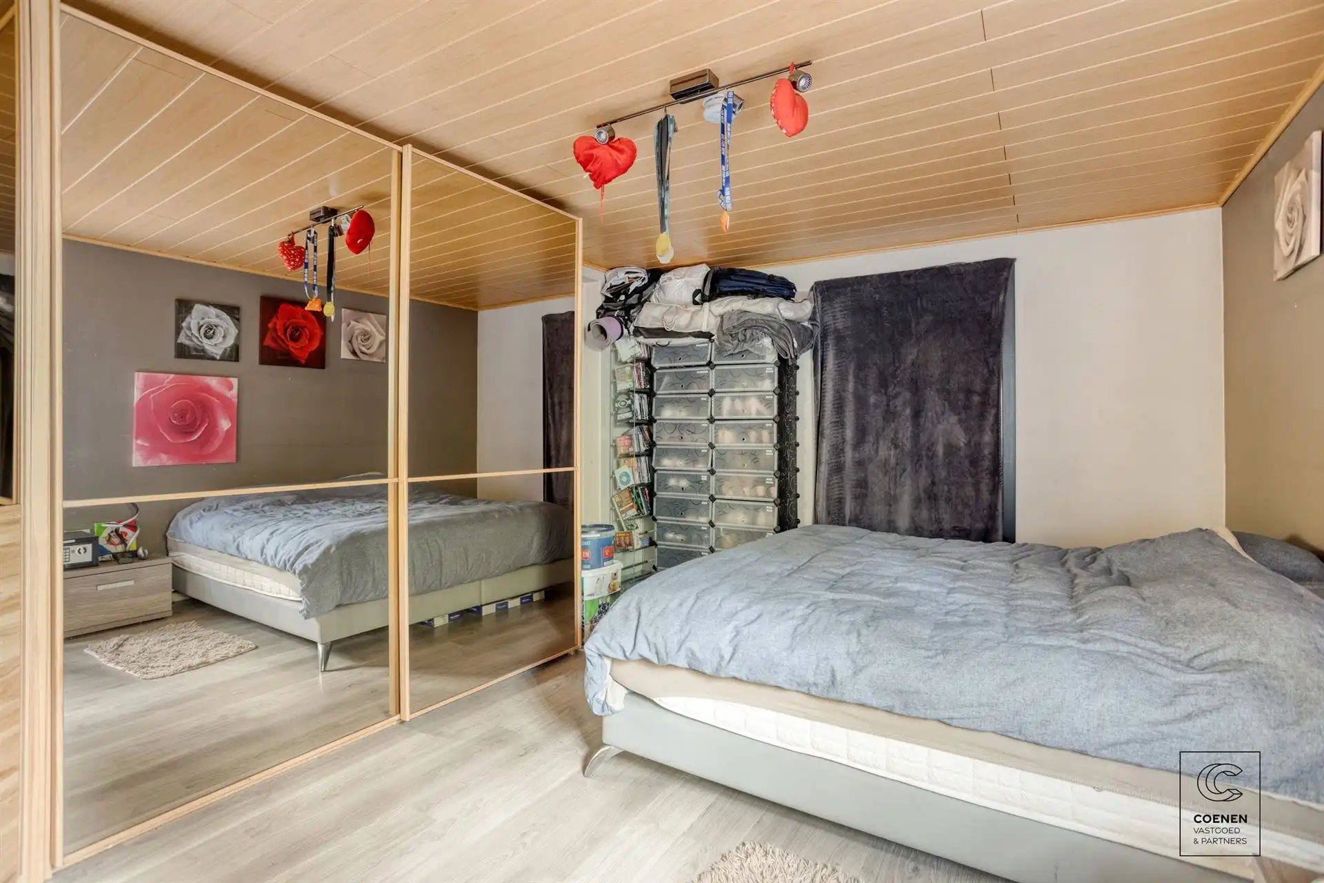 Verzorgde recreatiewoning op een rustige, bosrijke locatie! foto 13