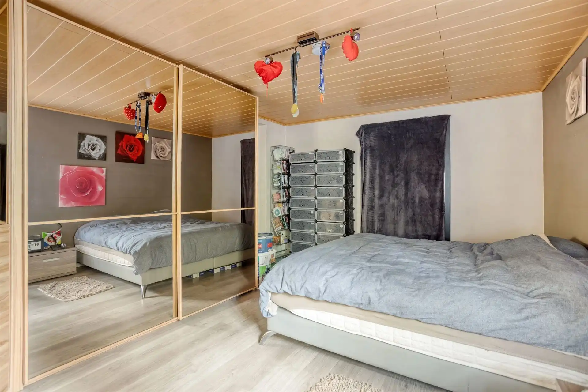 Verzorgde recreatiewoning op een rustige, bosrijke locatie! foto 13